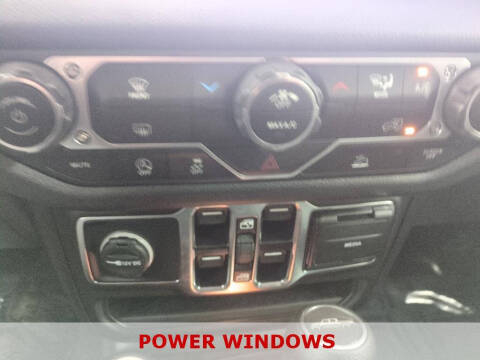 2025 Jeep Gladiator NightHawk