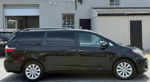 2015 Toyota Sienna