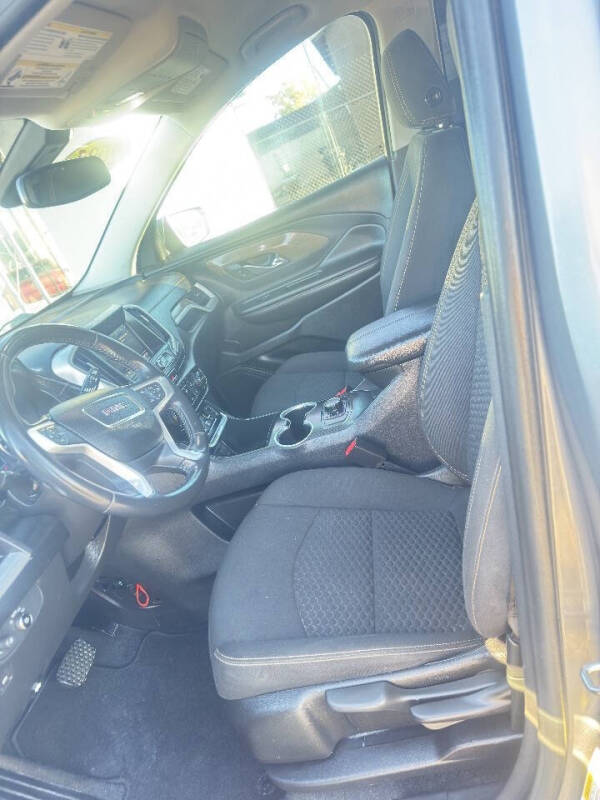2021 GMC Terrain SLE