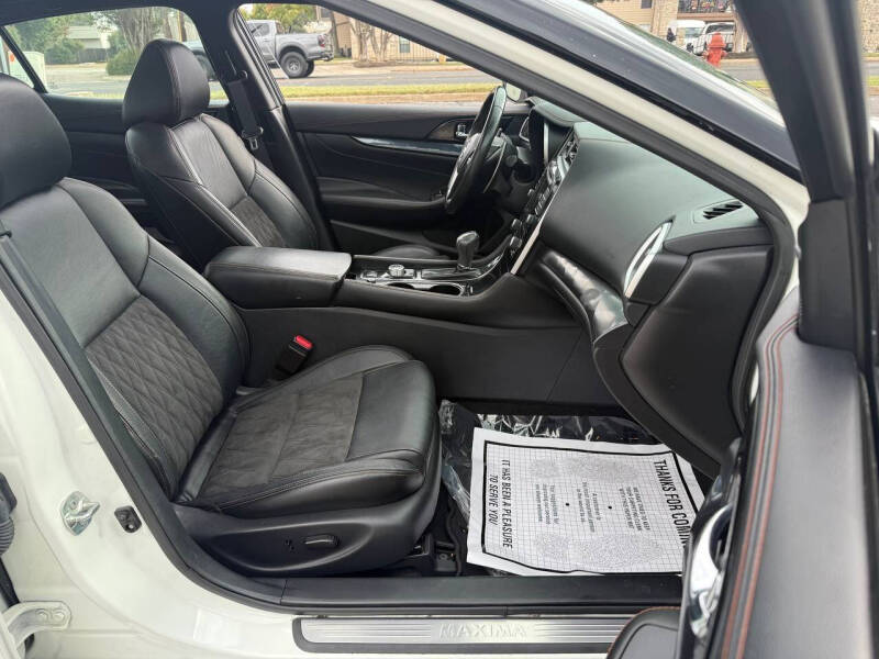 2023 Nissan Maxima 3.5 SR