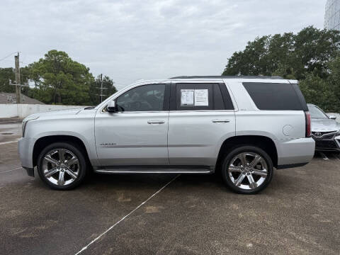2017 GMC Yukon SLT