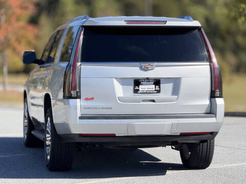 2016 Cadillac Escalade Standard