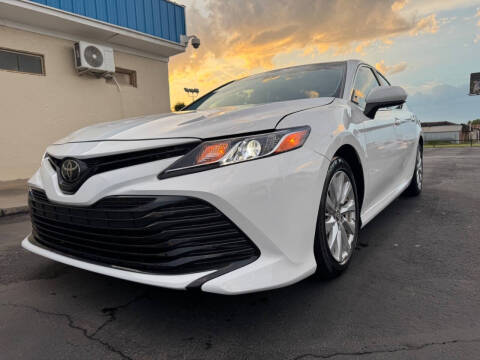 2019 Toyota Camry LE