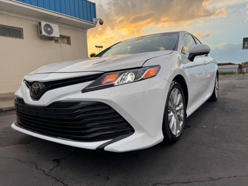 2019 Toyota Camry LE