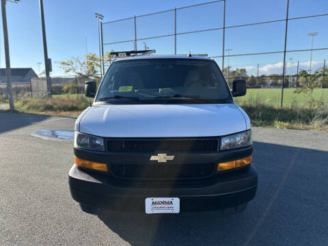 2023 Chevrolet Express 2500