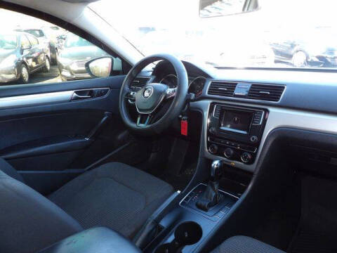 2018 Volkswagen Passat 2.0T S