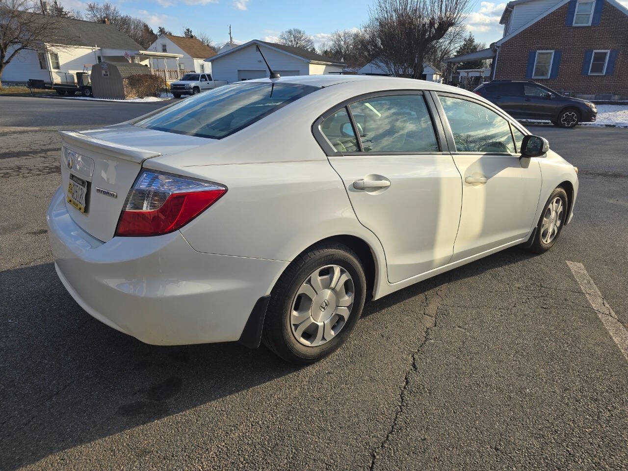 2012 Honda Civic for sale at QUEENSGATE AUTO SALES in York, PA