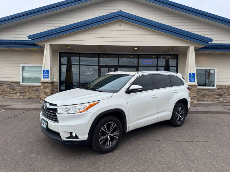 2016 Toyota Highlander for sale at The Car Buying Center in Loretto MN