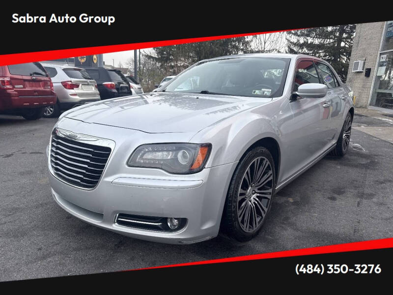 2012 Chrysler 300 S's photo