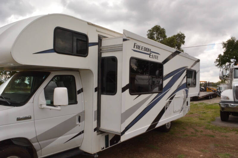 2021 Thor Motor Coach Freedom Elite