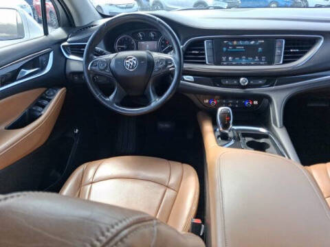 2018 Buick Enclave Essence