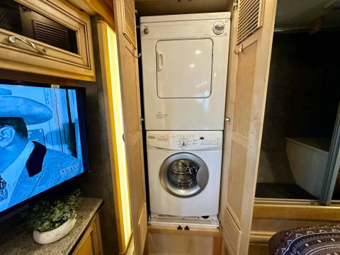 2014 Freightliner XCR Chassis