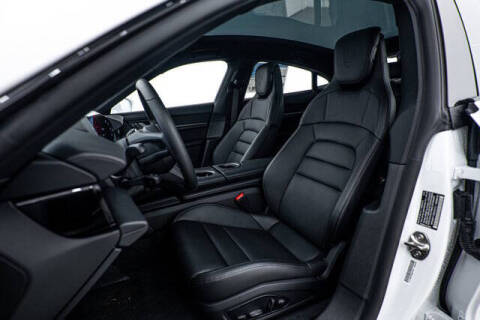 2025 Porsche Taycan 4S