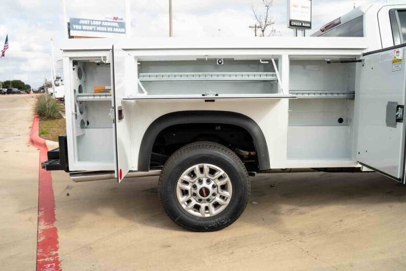 2025 GMC Sierra 2500HD Pro