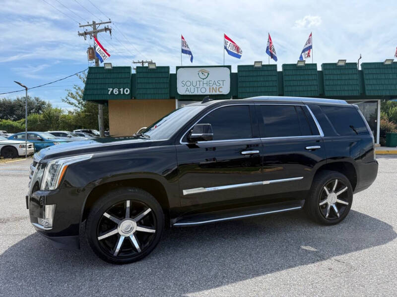 2016 Cadillac Escalade Luxury Collection