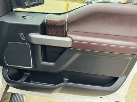 2017 Ford F-150 Platinum