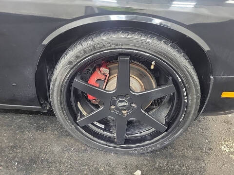 2013 Dodge Challenger SXT