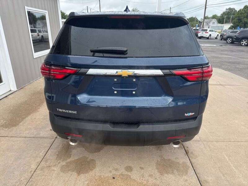 2022 Chevrolet Traverse LS