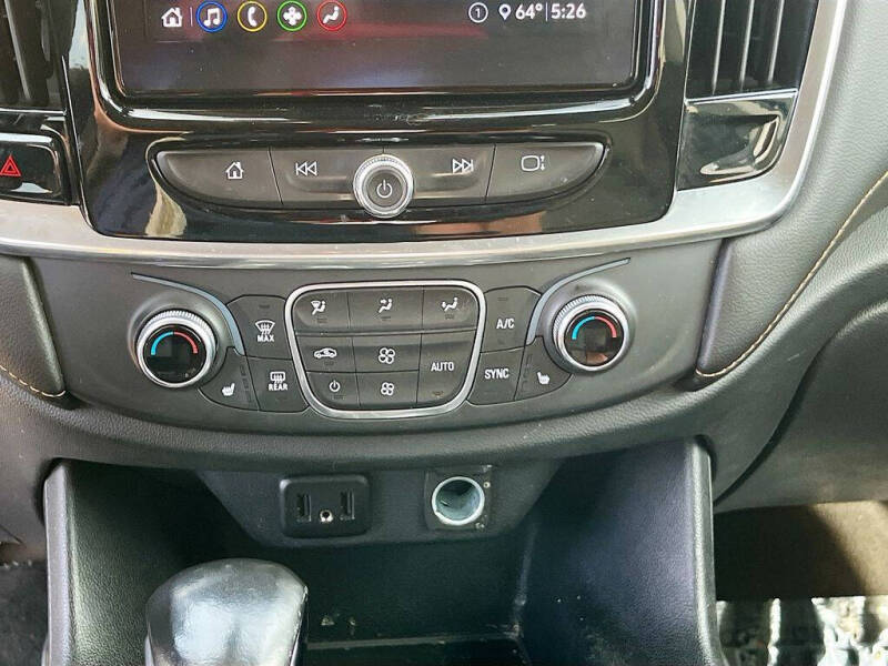 2021 Chevrolet Traverse LT Leather