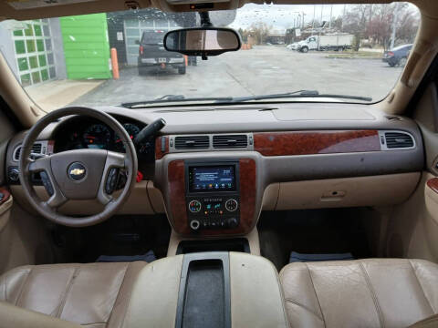 2012 Chevrolet Suburban LT