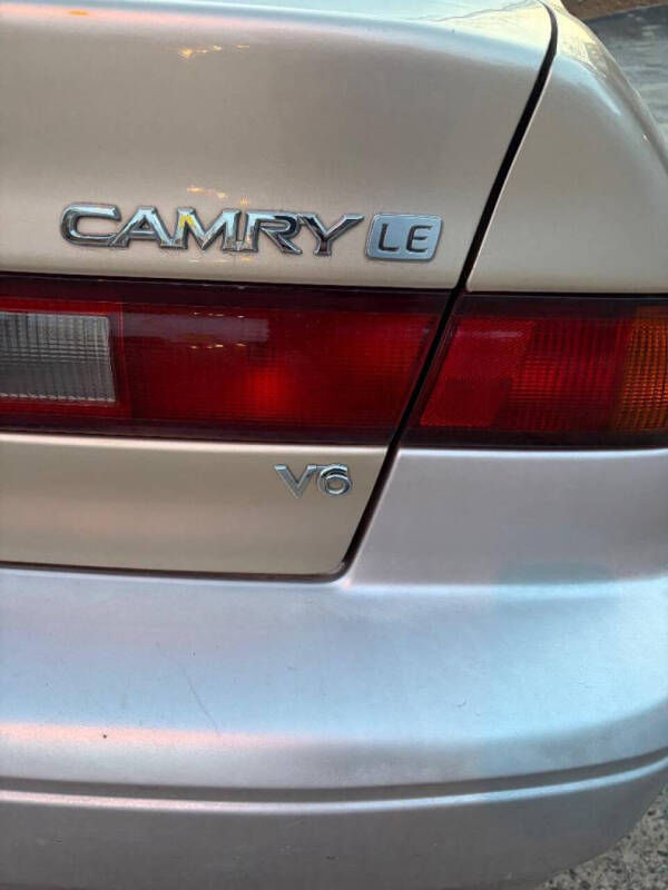 1998 Toyota Camry LE V6