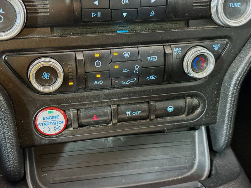 2015 Ford Mustang V6