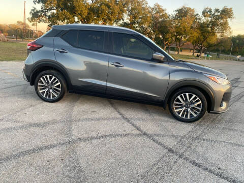 2022 Nissan Kicks SV