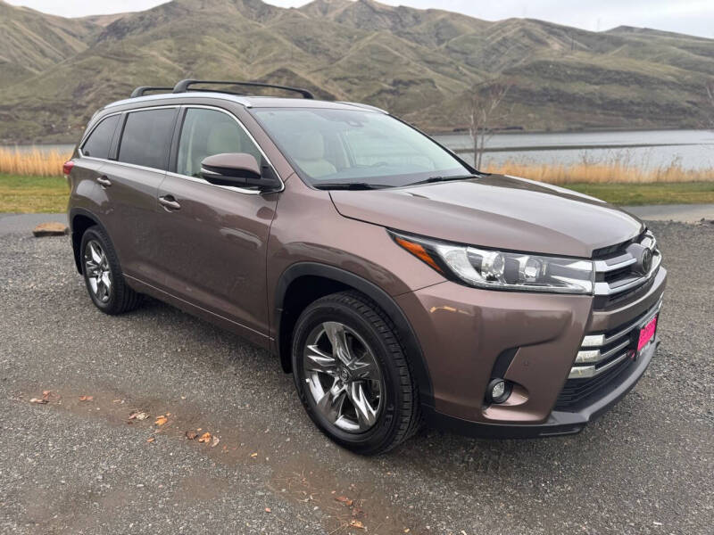 2019 Toyota Highlander for sale at Clarkston Auto Sales in Clarkston WA