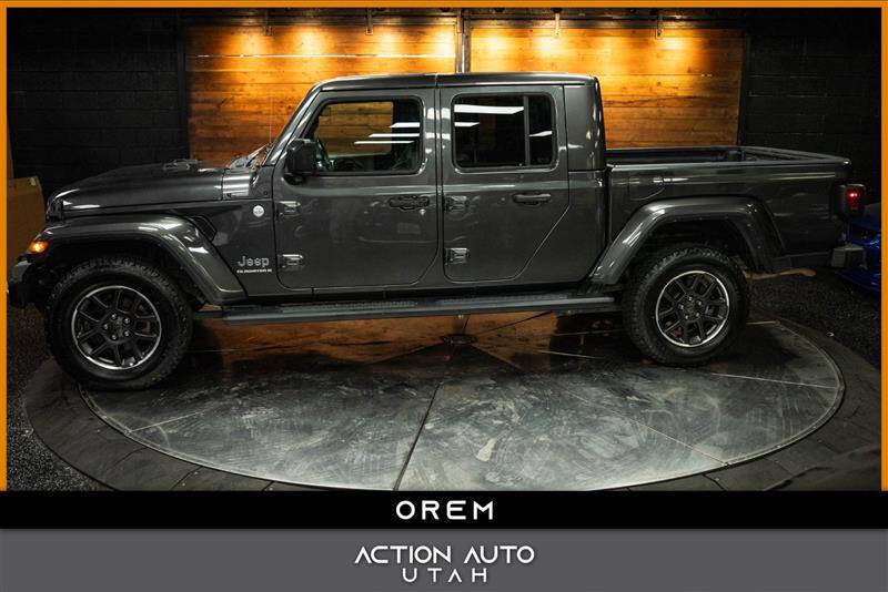 2023 Jeep Gladiator Overland