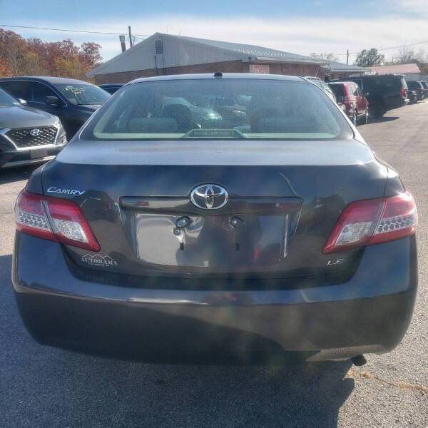 2010 Toyota Camry LE