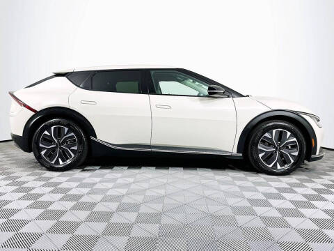 2024 Kia EV6 Light