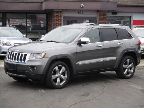 2013 Jeep Grand Cherokee for sale at Lynnway Auto Sales Inc in Lynn MA