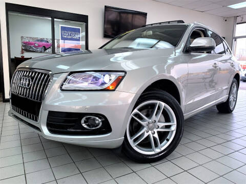 2014 Audi Q5 for sale at SAINT CHARLES MOTORCARS in Saint Charles IL