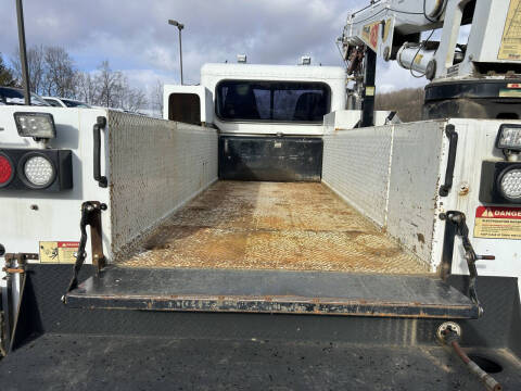 2006 Peterbilt 335 Mechanic's Truck