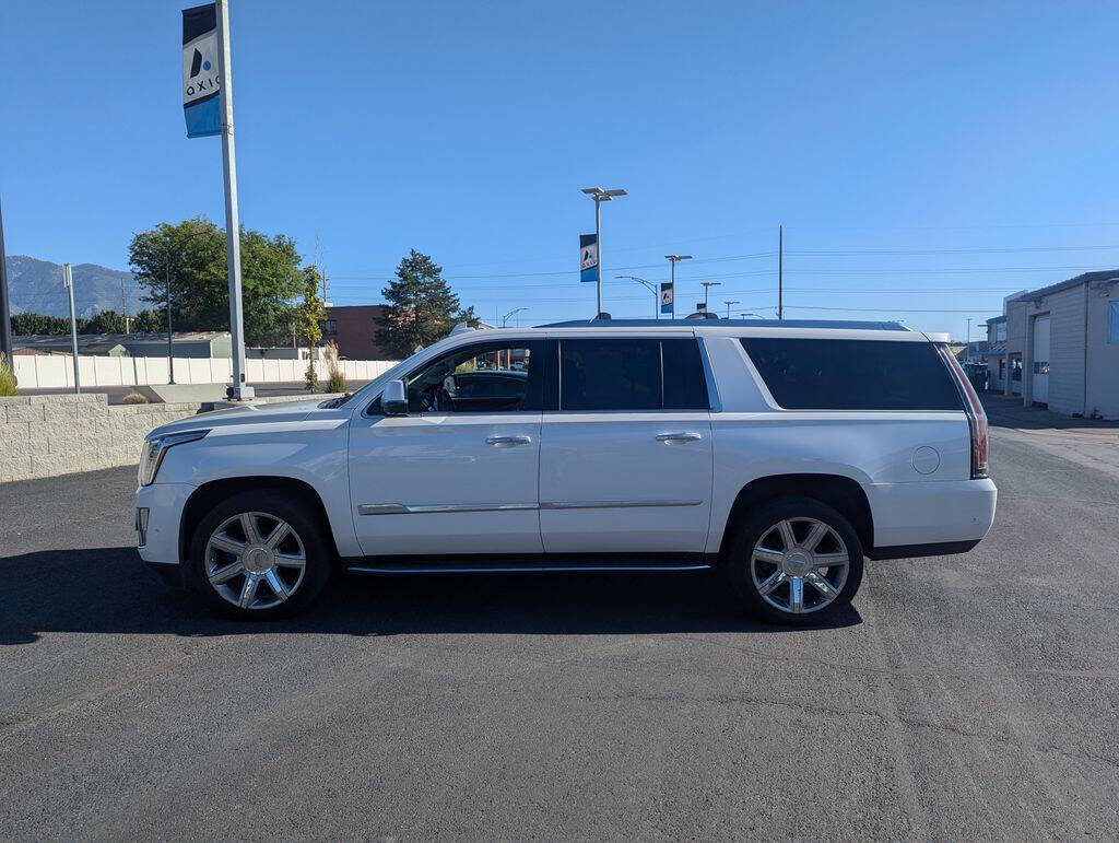 2020 Cadillac Escalade ESV for sale at Axio Auto Boise in Boise, ID