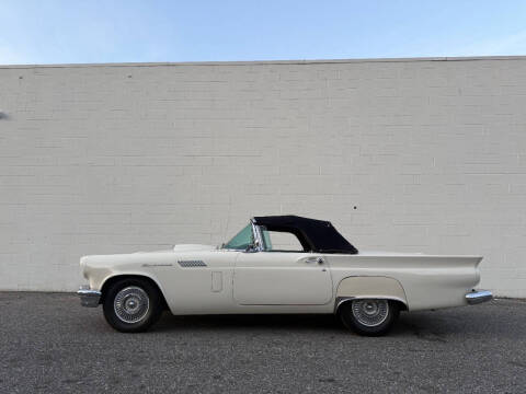 1957 Ford Thunderbird