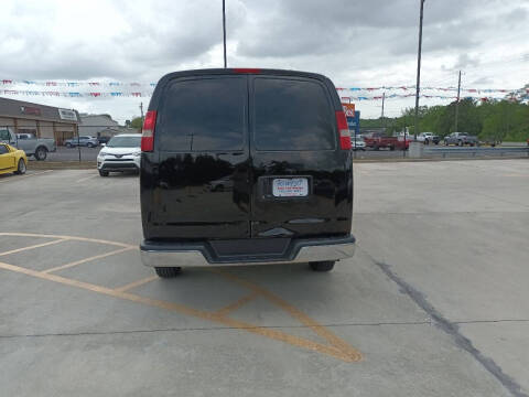 2017 Chevrolet Express 2500