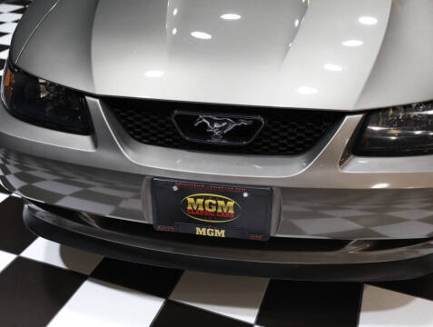 2002 Ford Mustang GT Deluxe