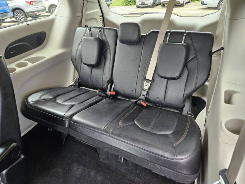 2018 Chrysler Pacifica Touring L Plus