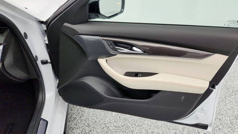 2025 Cadillac CT5 Sport