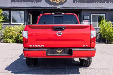 2022 Nissan Titan