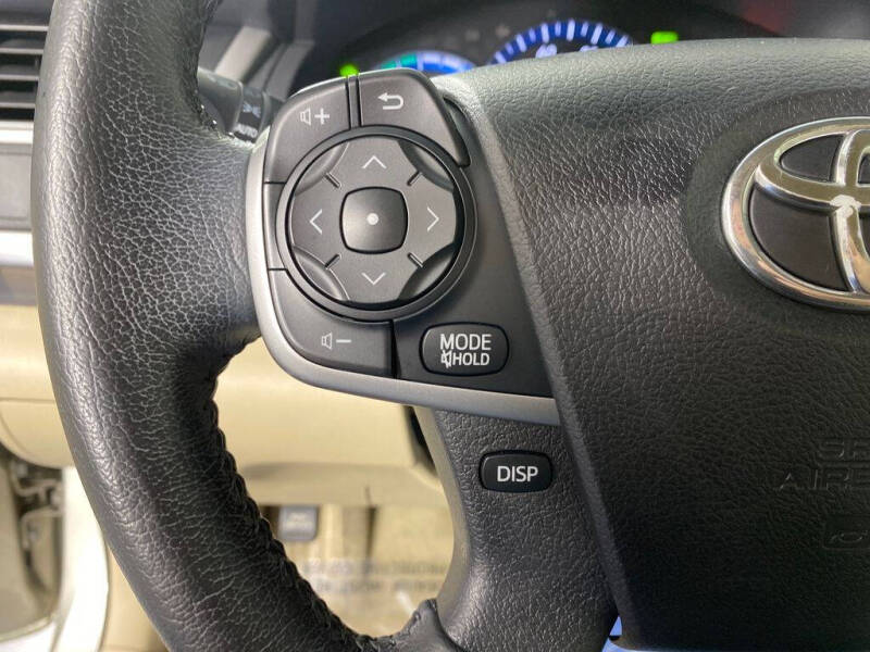 2014 Toyota Camry Hybrid XLE