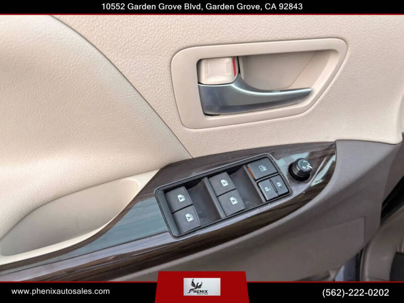 2016 Toyota Sienna