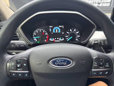 2020 Ford Escape SE