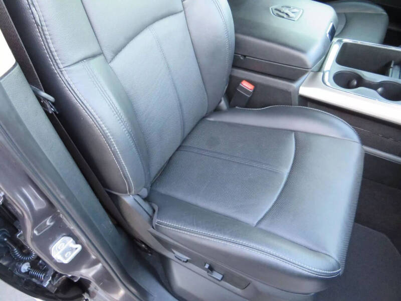 2017 RAM 1500 Laramie