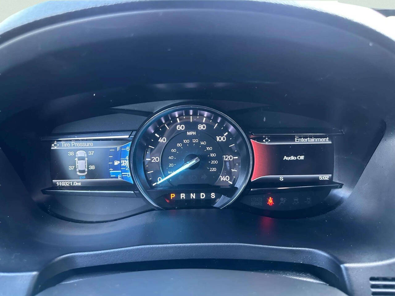 FordExplorer25