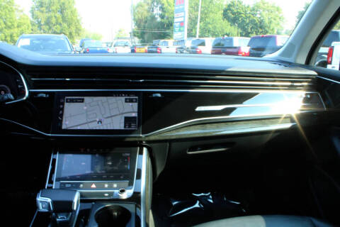 2022 Audi Q7 quattro Premium Plus 55 TFSI