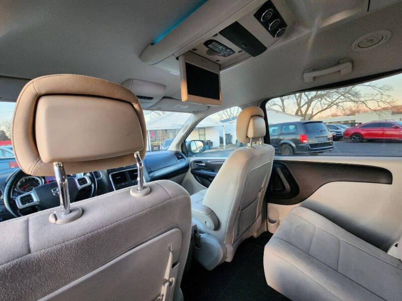 2011 Dodge Grand Caravan Crew