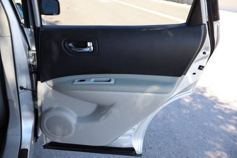 2011 Nissan Rogue SV