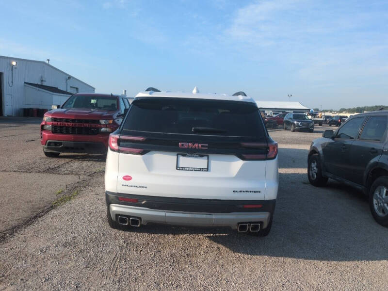 2025 GMC Acadia Elevation
